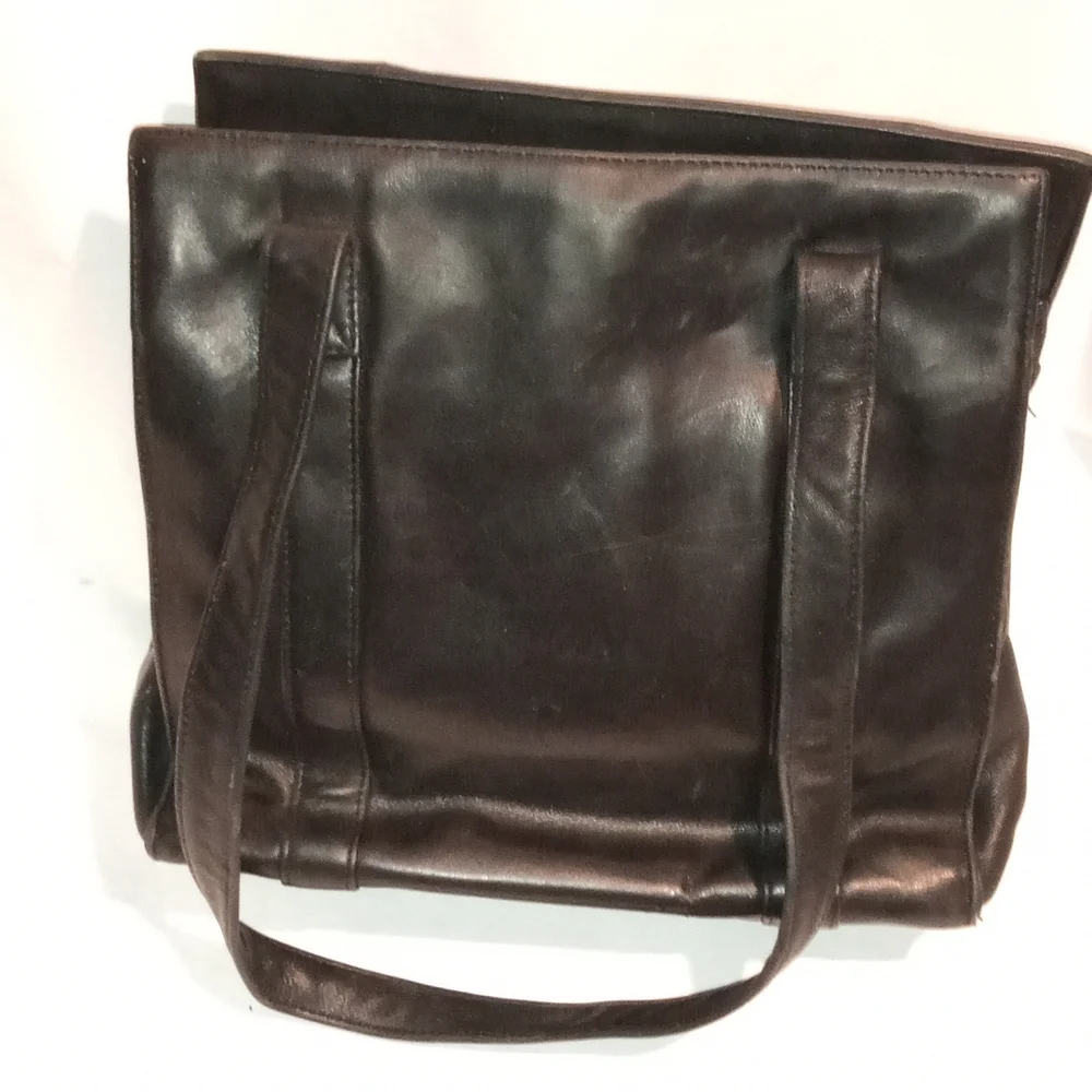 Preview Collection Handbag - Picture 5 of 10